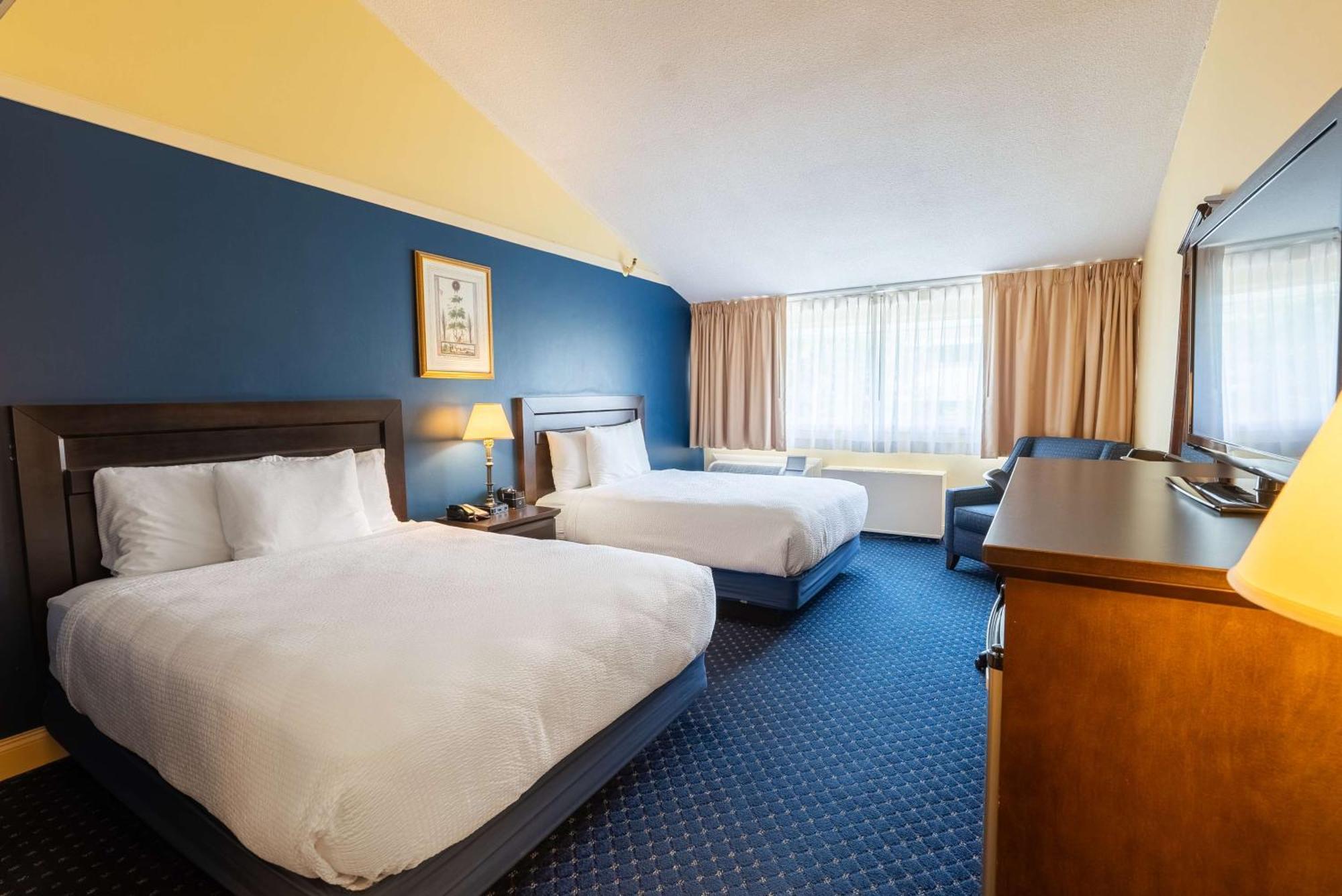 Fireside Inn & Suites Уотервилл Экстерьер фото